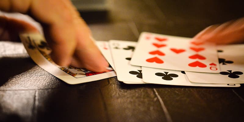 Tại sao chọn B52club để chơi bài phỏm?